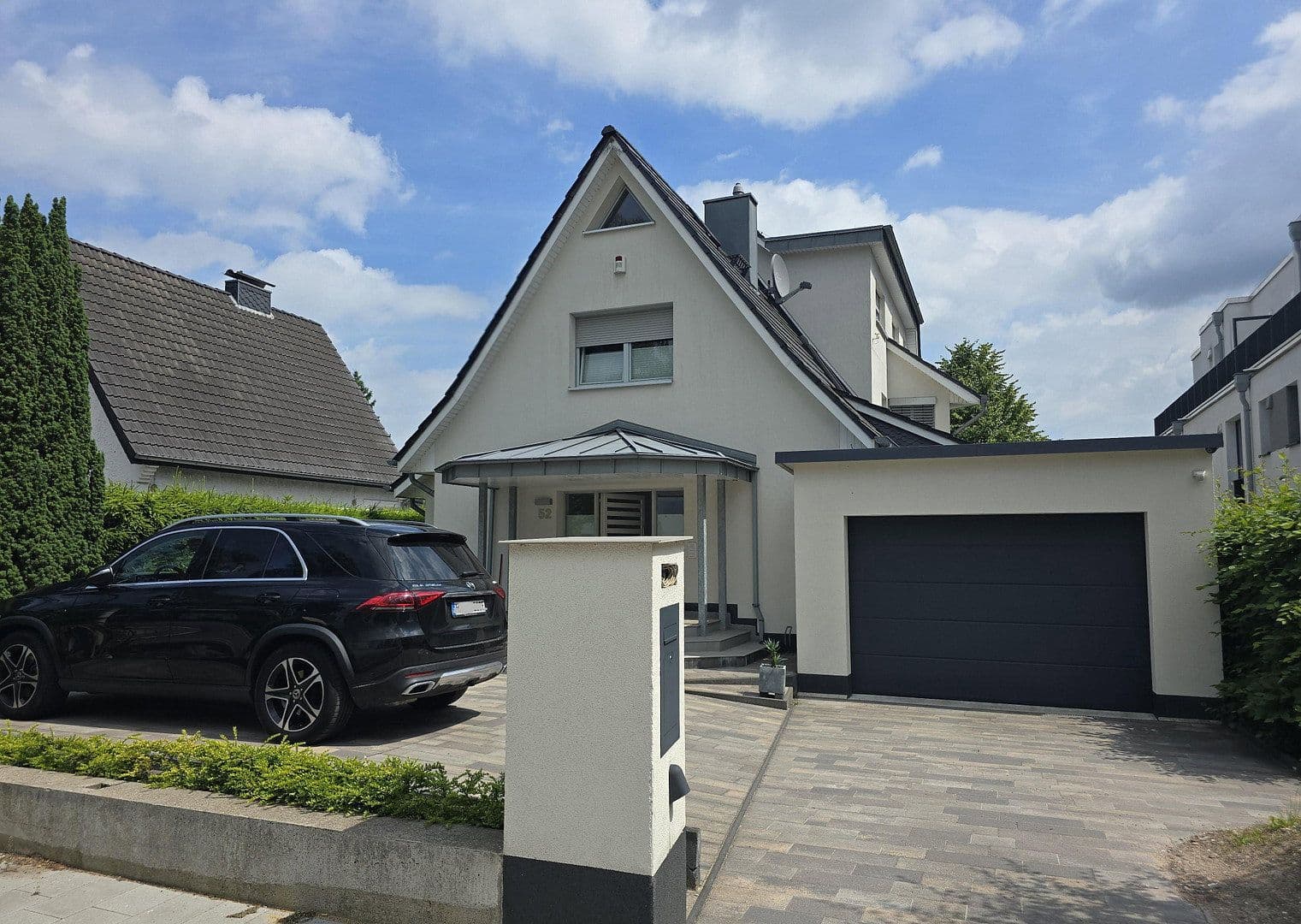 Predaj domu 250 m², pozemek 1.096 m², Berner Straße 52, Hamburg, Hamburg Predaj domu 250 m², pozemek 1.096 m², Berner Straße 52, Hamburg, Hamburg