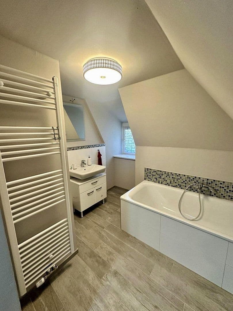 Predaj domu 169 m², pozemek 4.300 m², Vohrbek 2, Giekau, Šlezvicko-Holštajnsko Predaj domu 169 m², pozemek 4.300 m², Vohrbek 2, Giekau, Šlezvicko-Holštajnsko