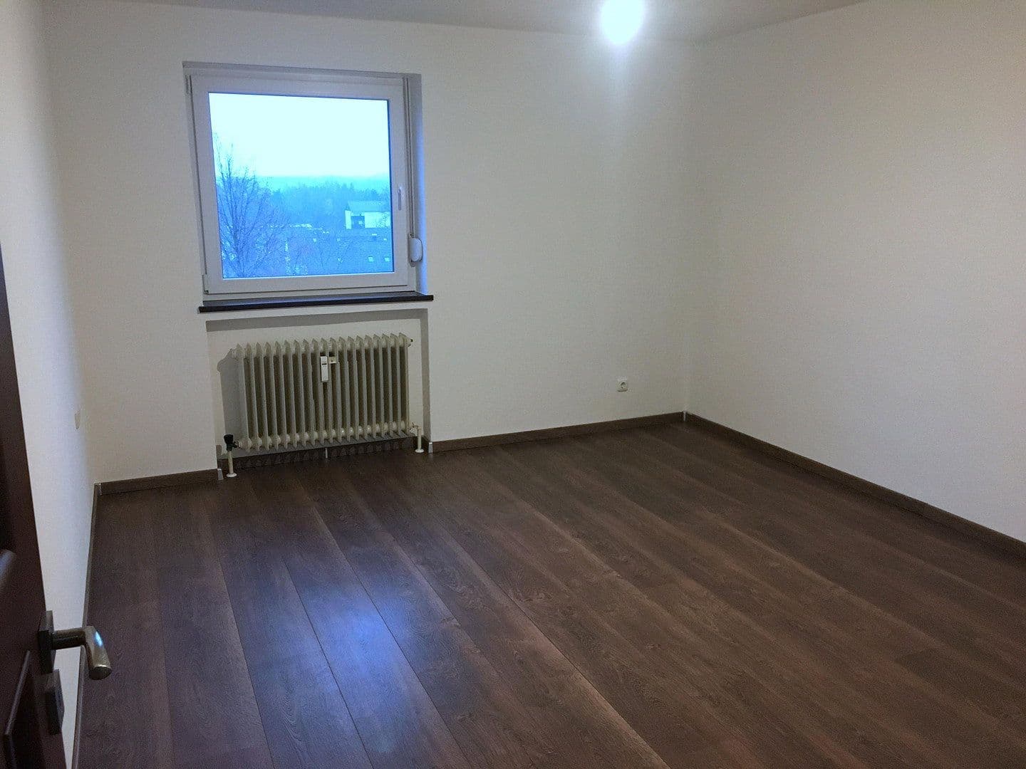 Prenájom bytu 4-izbový 96 m², Gunzenhausen, Bavorsko Prenájom bytu 4-izbový 96 m², Gunzenhausen, Bavorsko