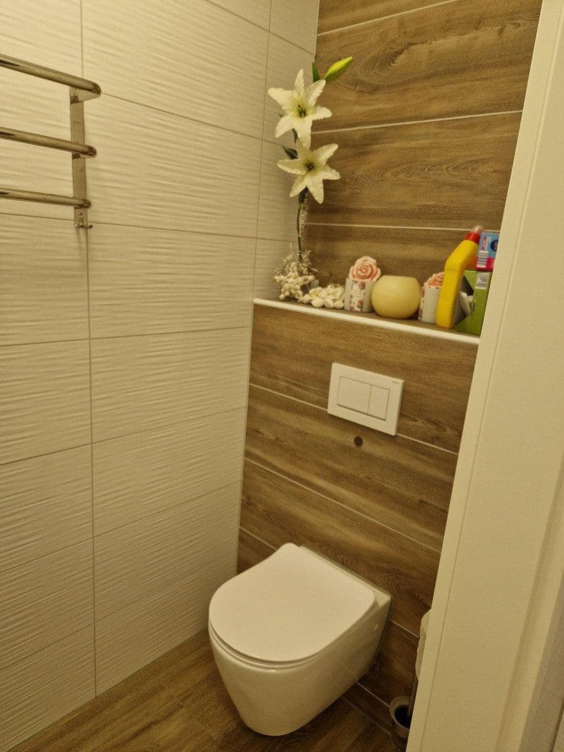 Predaj domu 186 m², pozemek 1.534 m², Sonnenleite 2, Gerach, Bavorsko Predaj domu 186 m², pozemek 1.534 m², Sonnenleite 2, Gerach, Bavorsko
