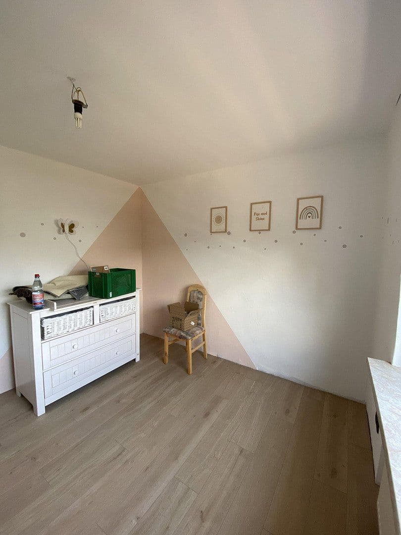 Prenájom domu 173 m², pozemek 709 m², Lichtenstein/Sachsen, Sasko Prenájom domu 173 m², pozemek 709 m², Lichtenstein/Sachsen, Sasko