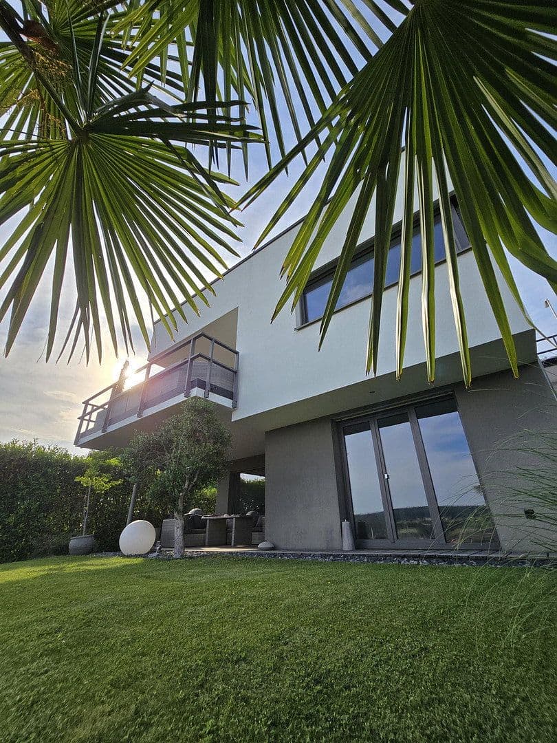 Predaj domu 170 m², pozemek 468 m², Niefern-Öschelbronn, Bádensko-Wurttembersko Predaj domu 170 m², pozemek 468 m², Niefern-Öschelbronn, Bádensko-Wurttembersko