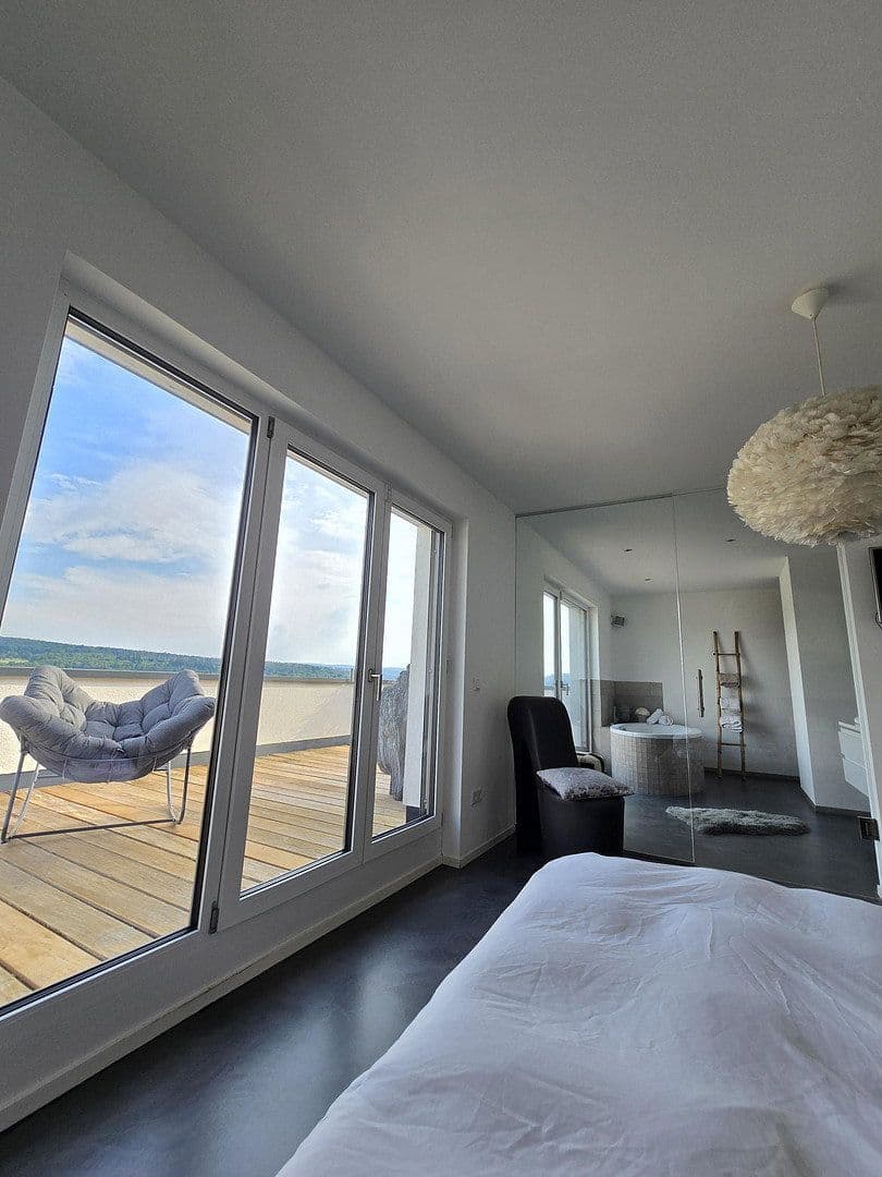 Predaj domu 170 m², pozemek 468 m², Niefern-Öschelbronn, Bádensko-Wurttembersko Predaj domu 170 m², pozemek 468 m², Niefern-Öschelbronn, Bádensko-Wurttembersko