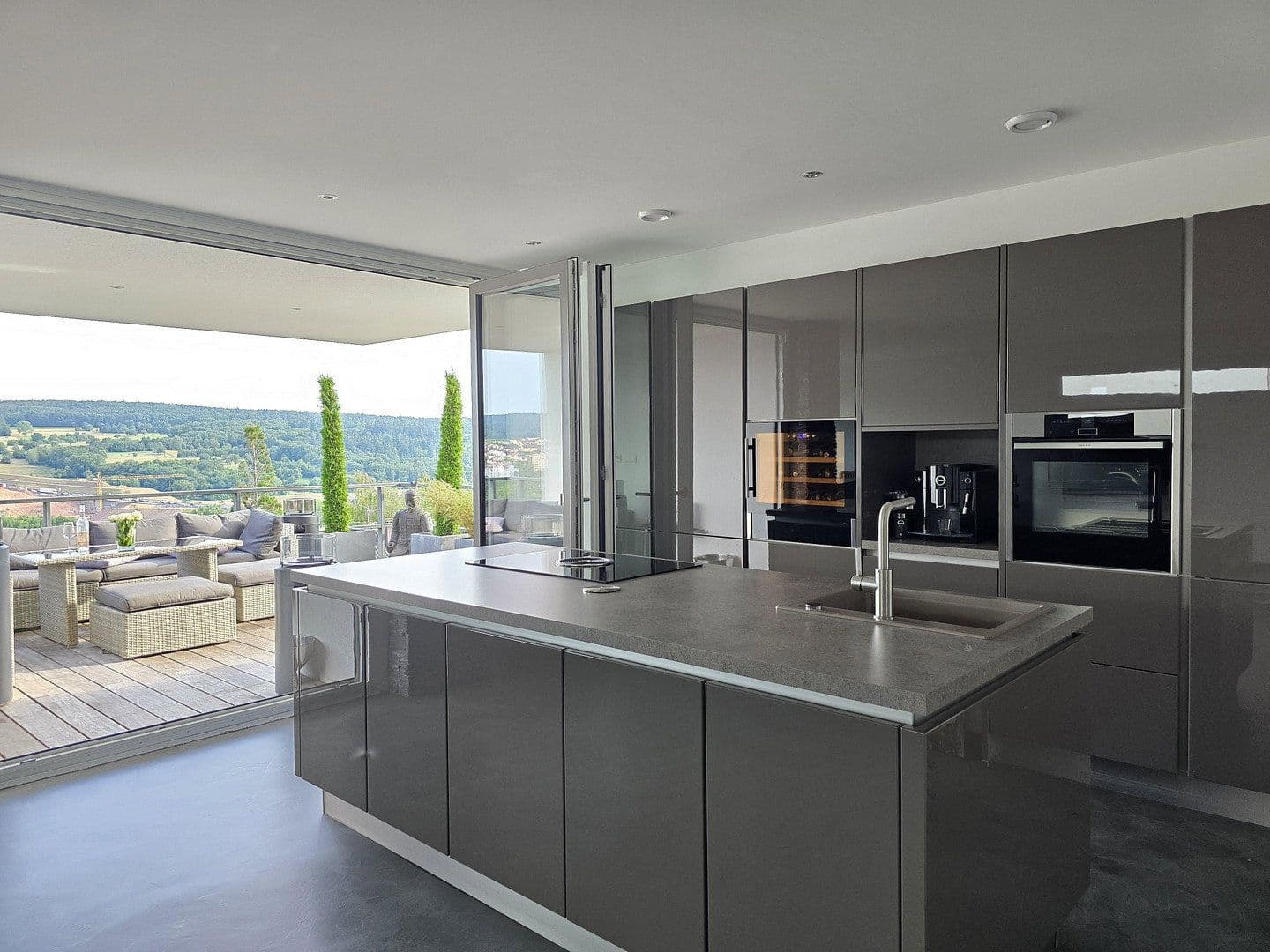 Predaj domu 170 m², pozemek 468 m², Niefern-Öschelbronn, Bádensko-Wurttembersko Predaj domu 170 m², pozemek 468 m², Niefern-Öschelbronn, Bádensko-Wurttembersko