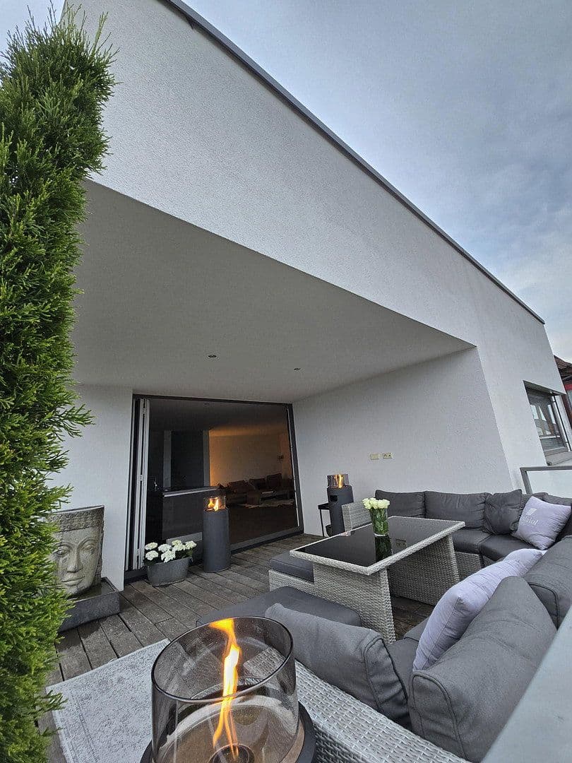 Predaj domu 170 m², pozemek 468 m², Niefern-Öschelbronn, Bádensko-Wurttembersko Predaj domu 170 m², pozemek 468 m², Niefern-Öschelbronn, Bádensko-Wurttembersko