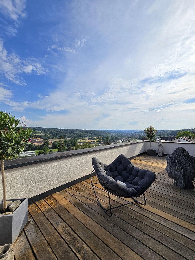 Predaj domu 170 m², pozemek 468 m², Niefern-Öschelbronn, Bádensko-Wurttembersko Predaj domu 170 m², pozemek 468 m², Niefern-Öschelbronn, Bádensko-Wurttembersko