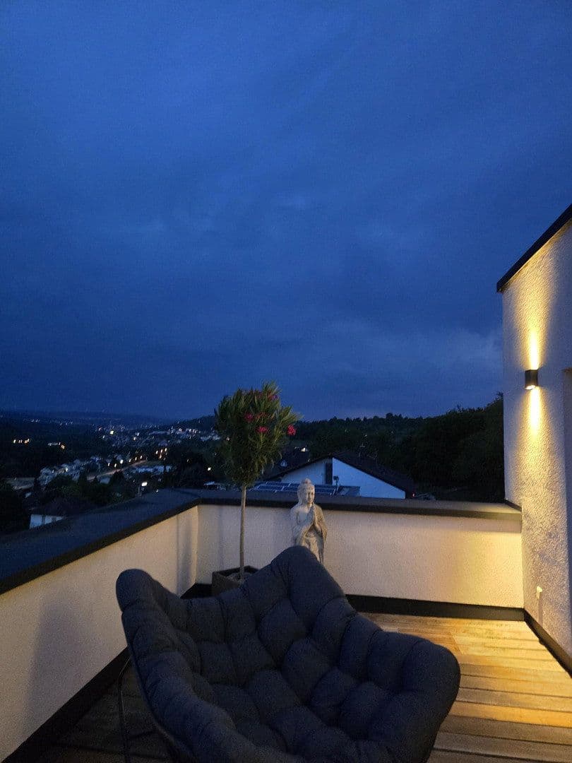 Predaj domu 170 m², pozemek 468 m², Niefern-Öschelbronn, Bádensko-Wurttembersko Predaj domu 170 m², pozemek 468 m², Niefern-Öschelbronn, Bádensko-Wurttembersko