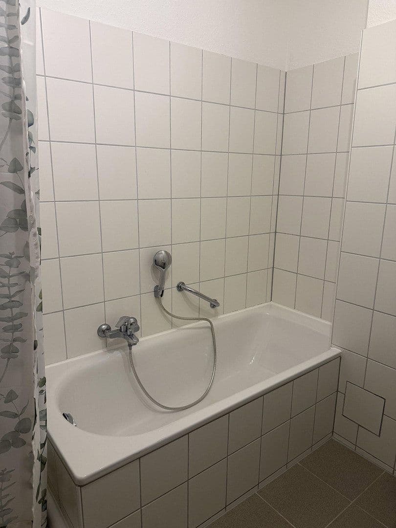 Prenájom bytu 3-izbový 84 m², Furtwangen im Schwarzwald, Bádensko-Wurttembersko Prenájom bytu 3-izbový 84 m², Furtwangen im Schwarzwald, Bádensko-Wurttembersko