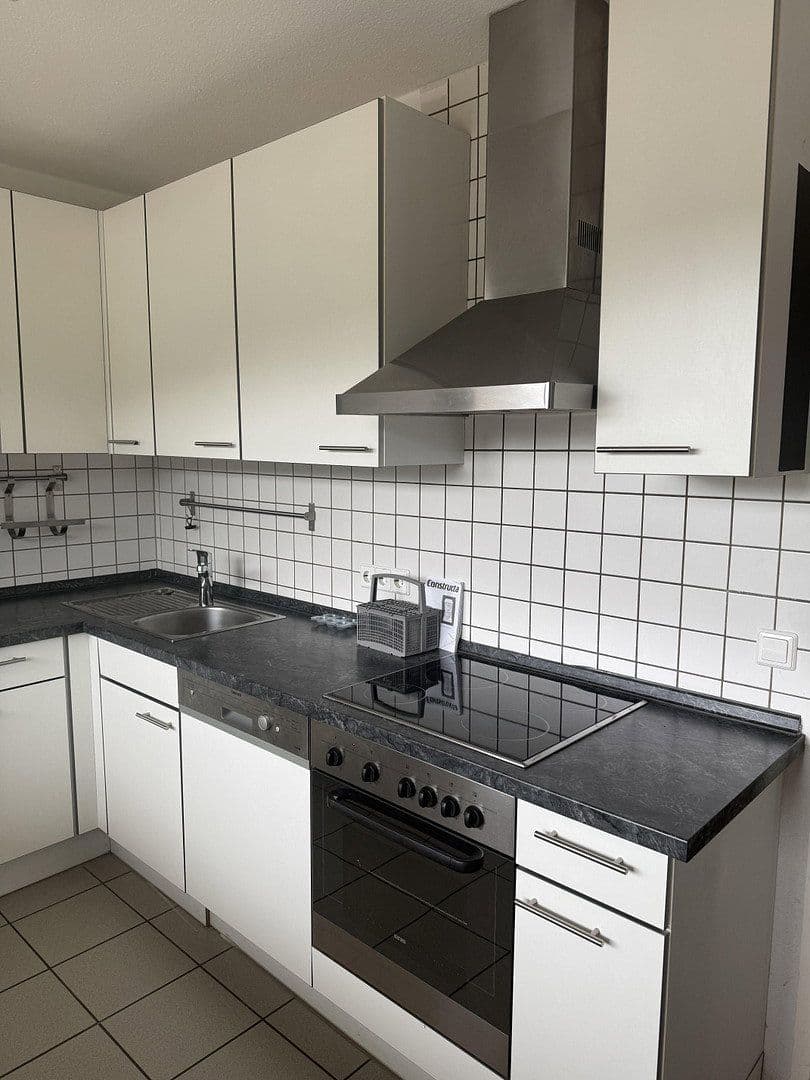Prenájom bytu 3-izbový 84 m², Furtwangen im Schwarzwald, Bádensko-Wurttembersko Prenájom bytu 3-izbový 84 m², Furtwangen im Schwarzwald, Bádensko-Wurttembersko