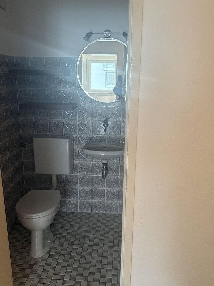 Prenájom bytu 3-izbový 84 m², Furtwangen im Schwarzwald, Bádensko-Wurttembersko Prenájom bytu 3-izbový 84 m², Furtwangen im Schwarzwald, Bádensko-Wurttembersko