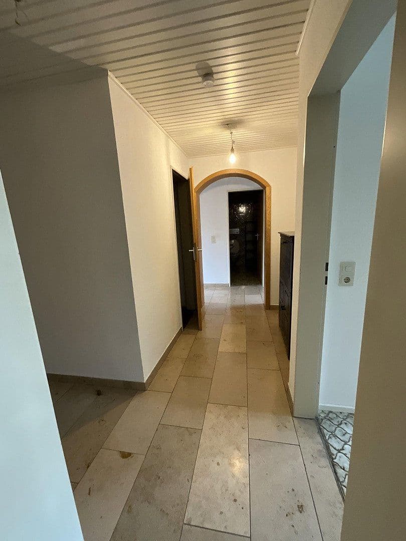 Prenájom bytu 3-izbový 85 m², Köln, Severné Porýnie - Westfálsko Prenájom bytu 3-izbový 85 m², Köln, Severné Porýnie - Westfálsko