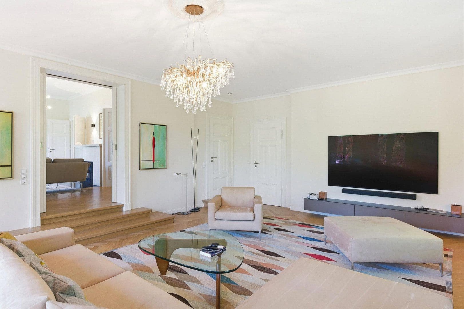Predaj bytu 5-izbový 252 m², Berlin, Berlín Predaj bytu 5-izbový 252 m², Berlin, Berlín