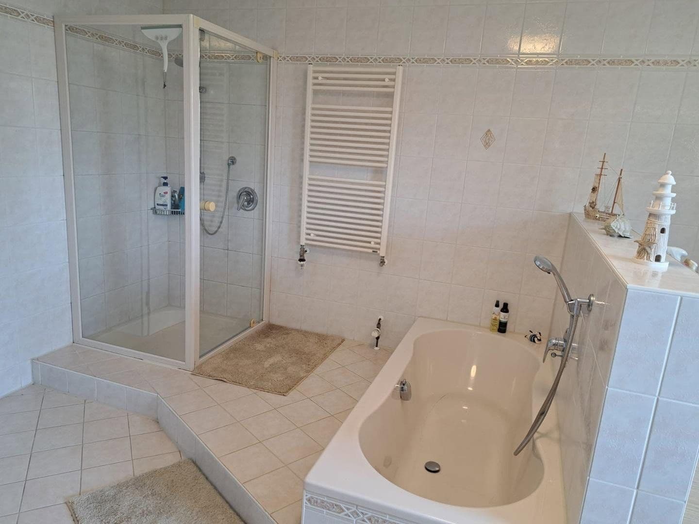 Predaj domu 309 m², pozemek 840 m², Töging am Inn, Bavorsko Predaj domu 309 m², pozemek 840 m², Töging am Inn, Bavorsko