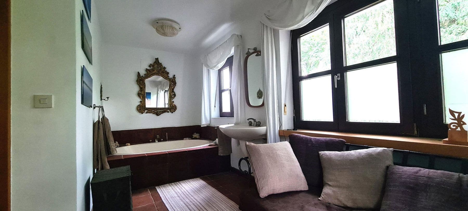 Predaj domu 240 m², pozemek 1.045 m², Neuried, Bavorsko Predaj domu 240 m², pozemek 1.045 m², Neuried, Bavorsko