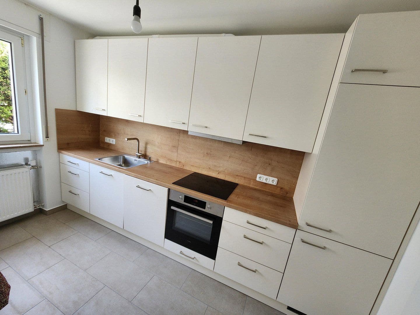 Prenájom domu 85 m², pozemek 254 m², Wiesbaden, Hesensko Prenájom domu 85 m², pozemek 254 m², Wiesbaden, Hesensko