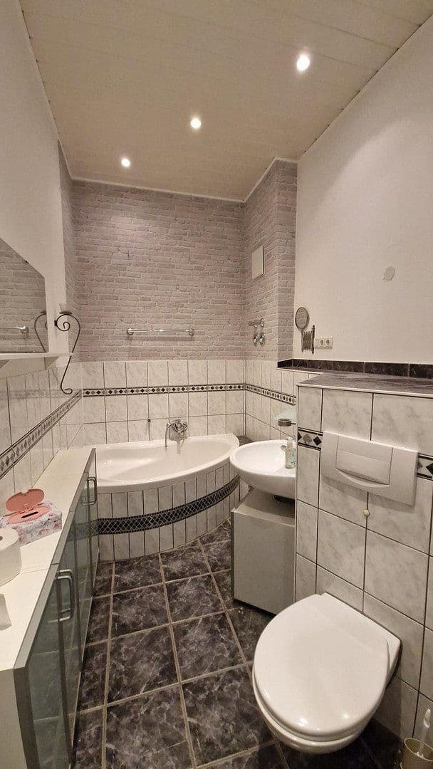 Predaj bytu 3-izbový 97 m², Radevormwald, Severné Porýnie - Westfálsko Predaj bytu 3-izbový 97 m², Radevormwald, Severné Porýnie - Westfálsko