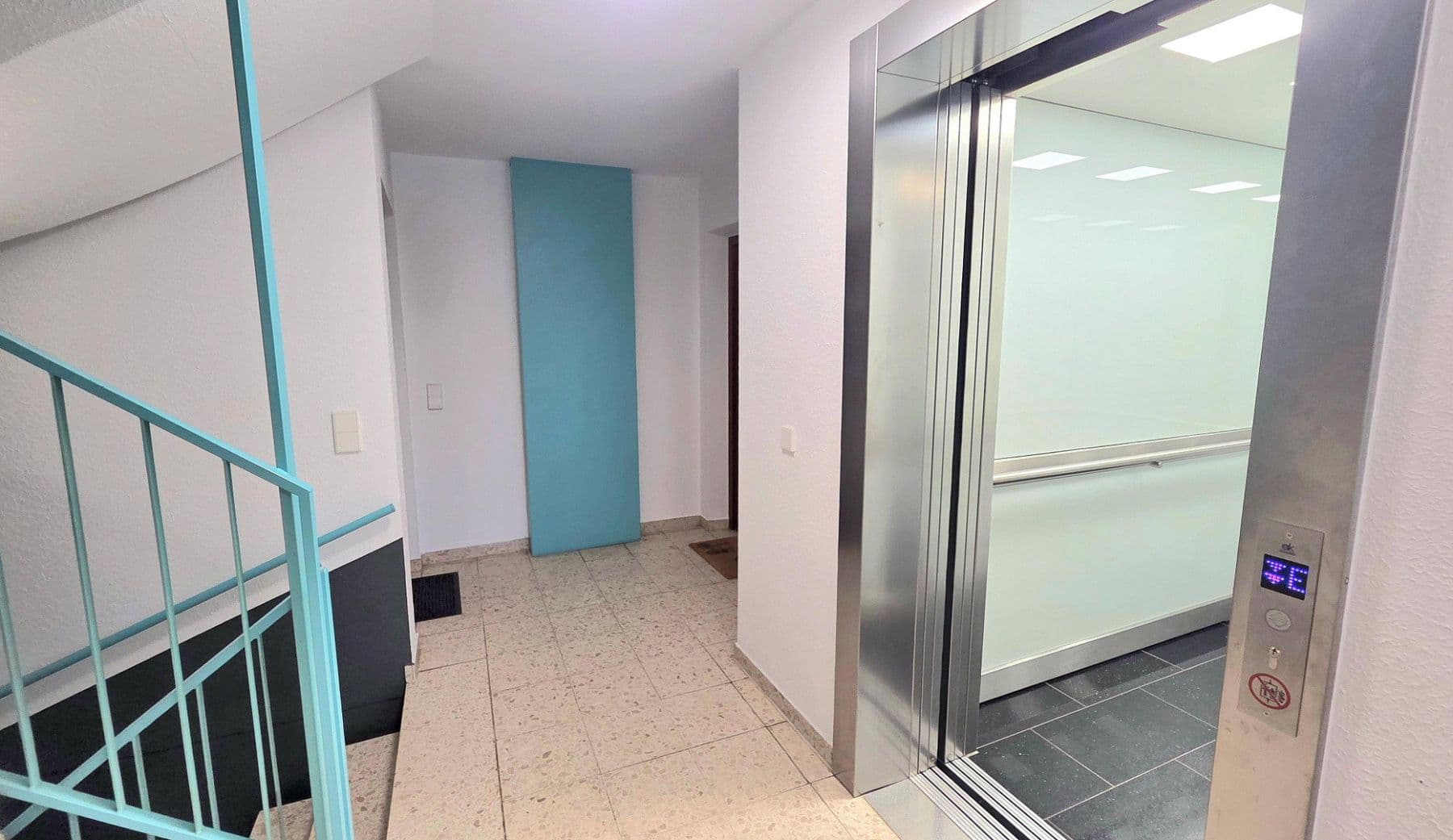 Predaj bytu 3-izbový 80 m², Sindelfingen, Bádensko-Wurttembersko Predaj bytu 3-izbový 80 m², Sindelfingen, Bádensko-Wurttembersko