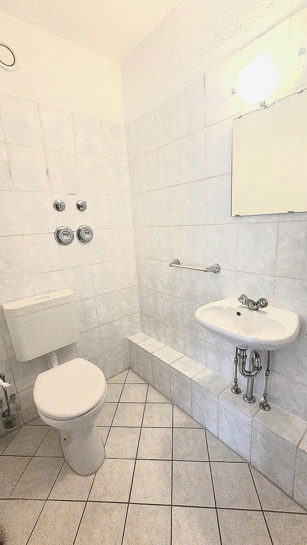 Predaj bytu 3-izbový 80 m², Sindelfingen, Bádensko-Wurttembersko Predaj bytu 3-izbový 80 m², Sindelfingen, Bádensko-Wurttembersko