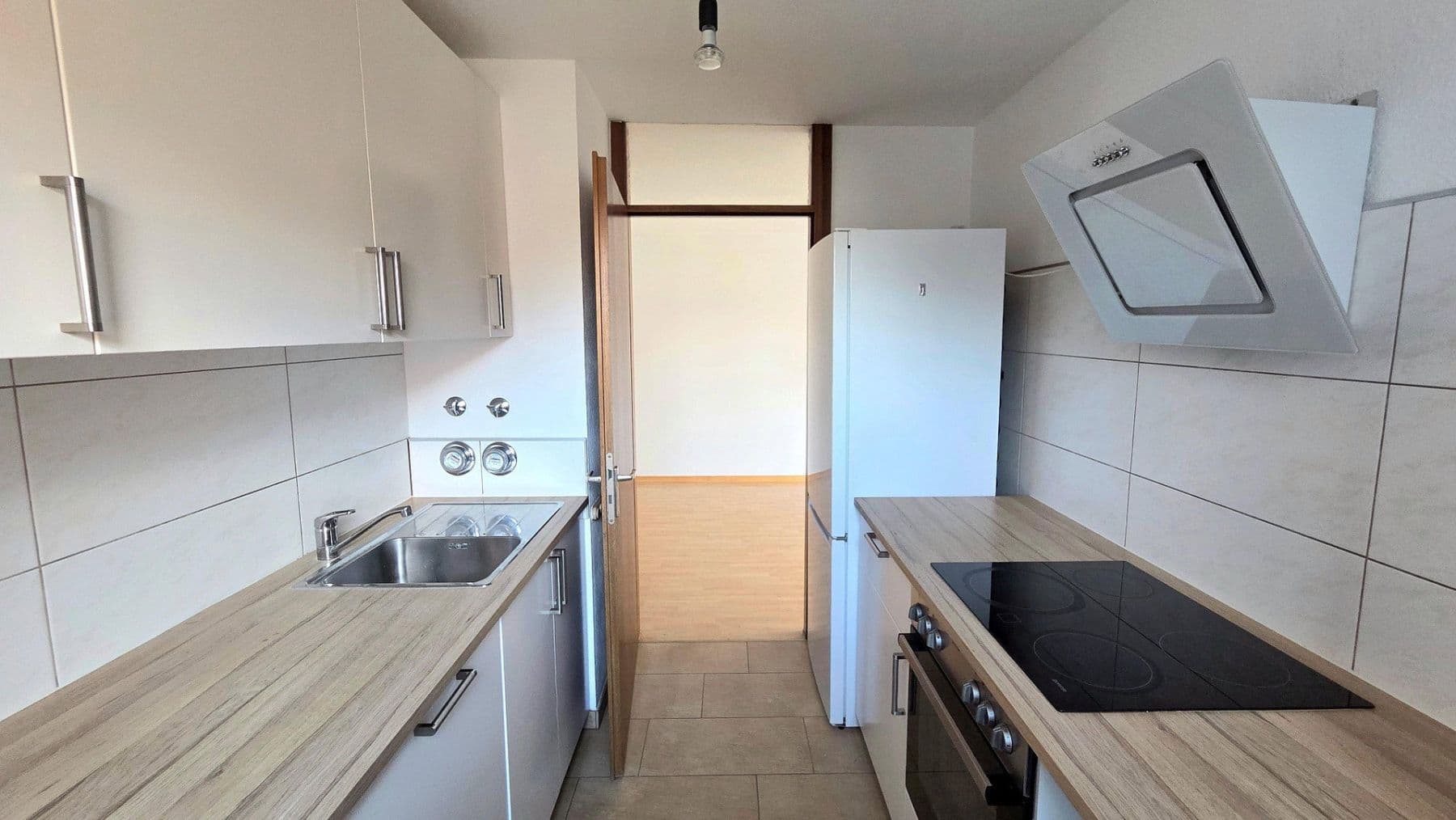 Predaj bytu 3-izbový 80 m², Sindelfingen, Bádensko-Wurttembersko Predaj bytu 3-izbový 80 m², Sindelfingen, Bádensko-Wurttembersko