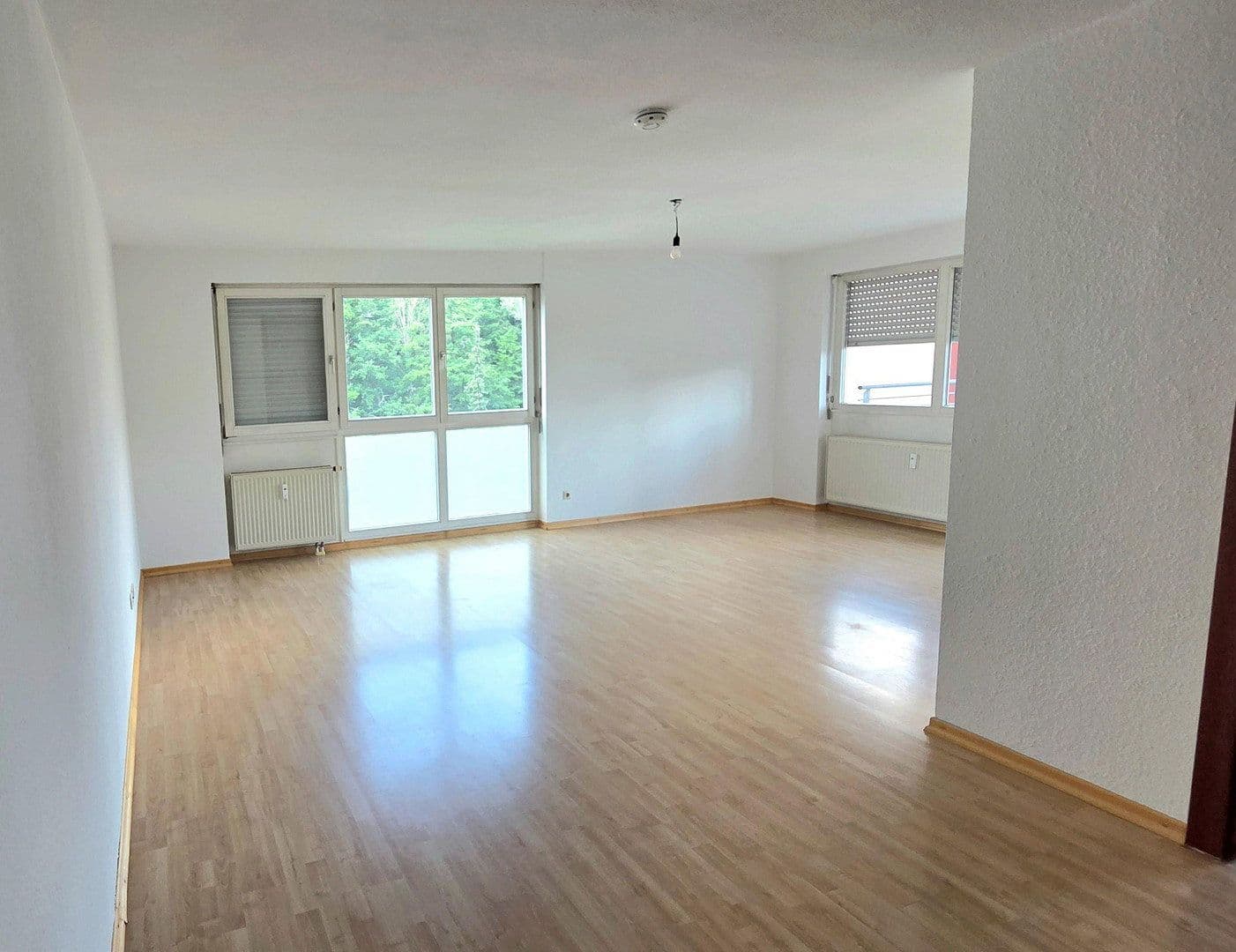 Predaj bytu 3-izbový 80 m², Sindelfingen, Bádensko-Wurttembersko Predaj bytu 3-izbový 80 m², Sindelfingen, Bádensko-Wurttembersko