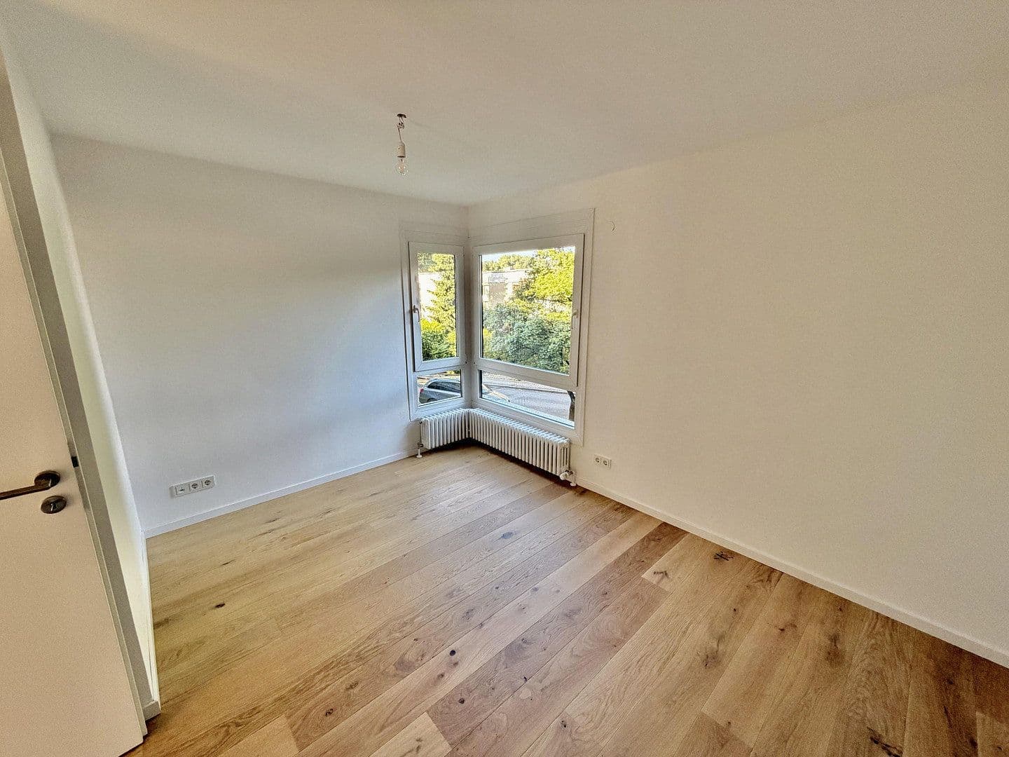 Predaj bytu 5-izbový 124 m², Kastenackerweg 10, Esslingen am Neckar, Bádensko-Wurttembersko Predaj bytu 5-izbový 124 m², Kastenackerweg 10, Esslingen am Neckar, Bádensko-Wurttembersko