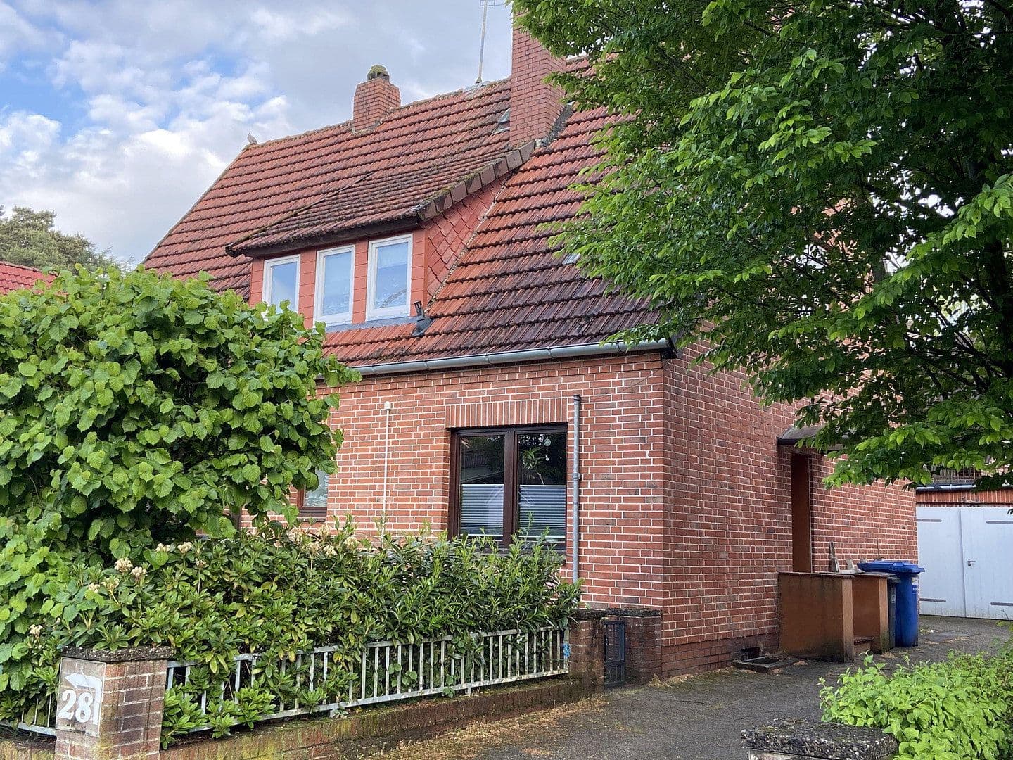 Predaj domu 140 m², pozemek 310 m², Kirchlinteln, Dolné Sasko Predaj domu 140 m², pozemek 310 m², Kirchlinteln, Dolné Sasko