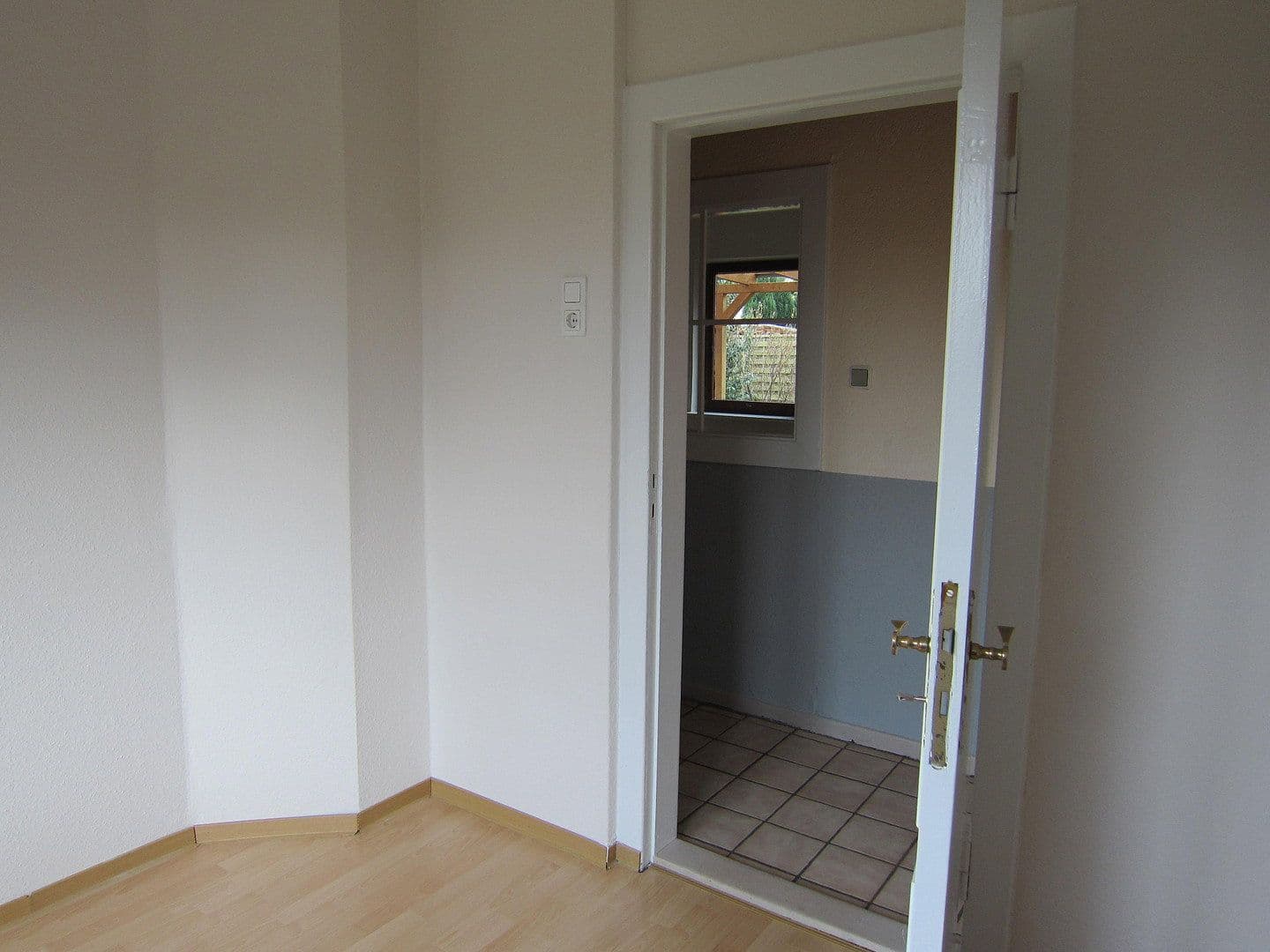 Predaj domu 140 m², pozemek 310 m², Kirchlinteln, Dolné Sasko Predaj domu 140 m², pozemek 310 m², Kirchlinteln, Dolné Sasko