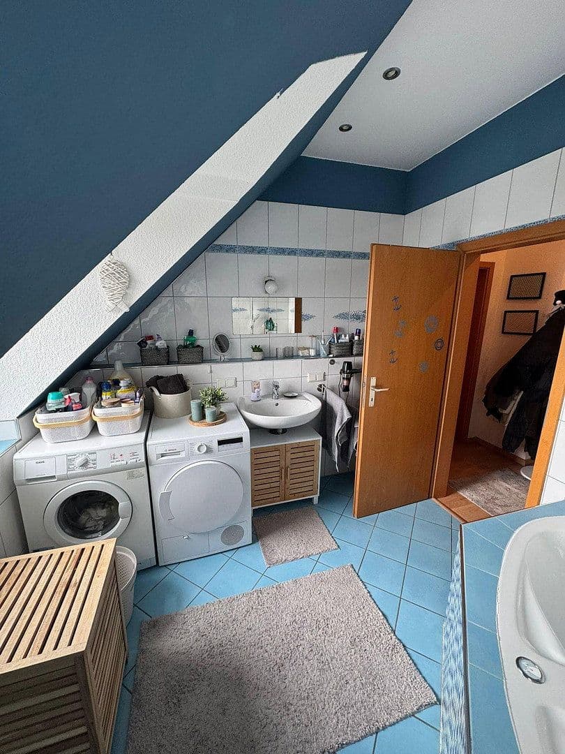 Predaj domu 274 m², pozemek 406 m², Wuppertal, Severné Porýnie - Westfálsko Predaj domu 274 m², pozemek 406 m², Wuppertal, Severné Porýnie - Westfálsko