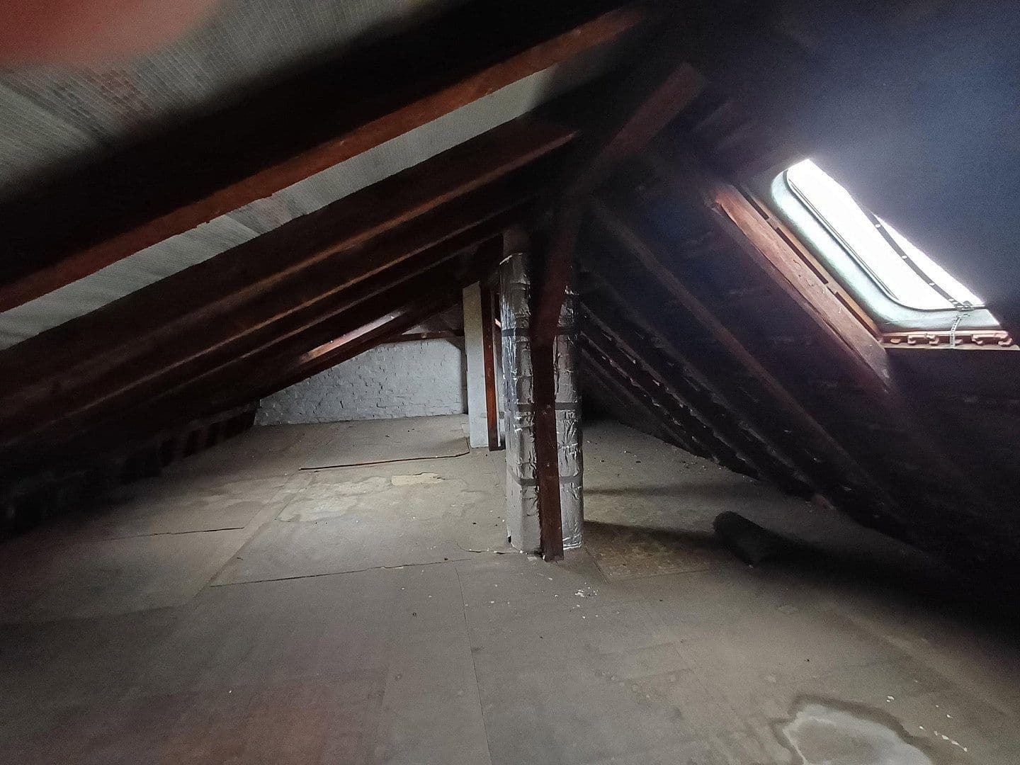Predaj domu 274 m², pozemek 406 m², Wuppertal, Severné Porýnie - Westfálsko Predaj domu 274 m², pozemek 406 m², Wuppertal, Severné Porýnie - Westfálsko