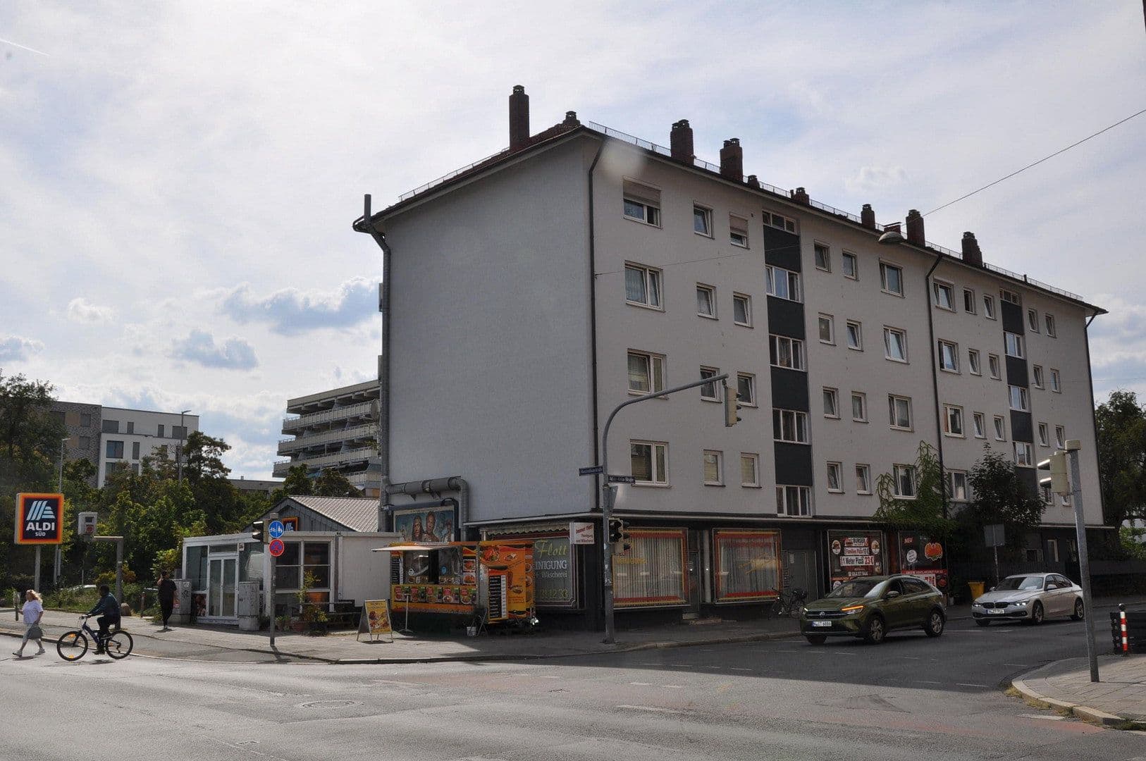 Predaj domu 845 m², pozemek 402 m², Adam Klein Str. 115, Nürnberg, Bavorsko Predaj domu 845 m², pozemek 402 m², Adam Klein Str. 115, Nürnberg, Bavorsko