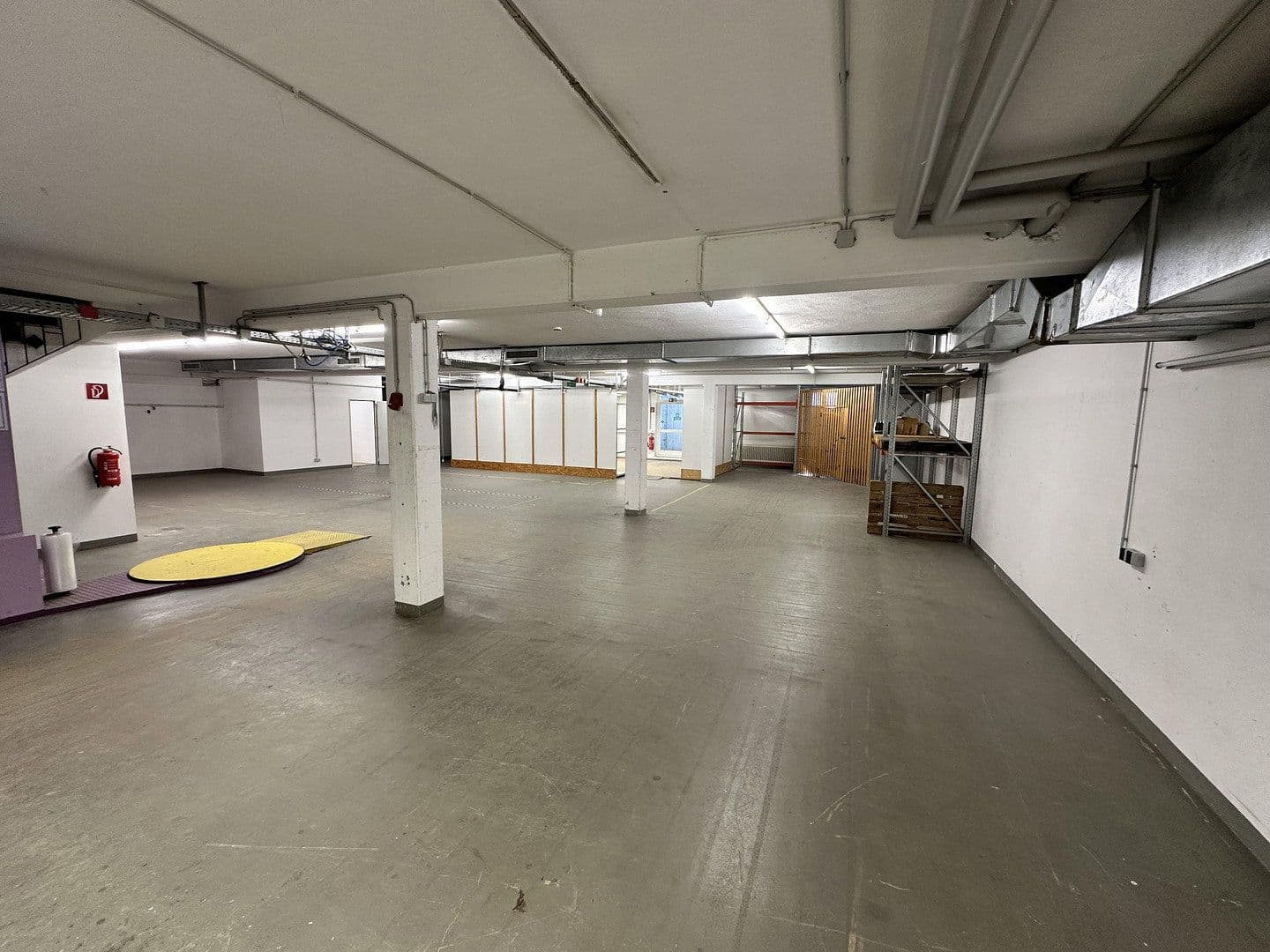 Prenájom nebytového priestoru 1.007 m², Waldstr 3, Lauchringen, Bádensko-Wurttembersko Prenájom nebytového priestoru 1.007 m², Waldstr 3, Lauchringen, Bádensko-Wurttembersko