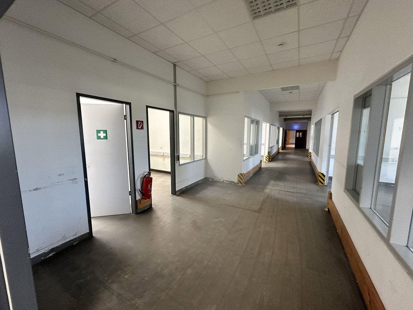 Prenájom nebytového priestoru 1.007 m², Waldstr 3, Lauchringen, Bádensko-Wurttembersko Prenájom nebytového priestoru 1.007 m², Waldstr 3, Lauchringen, Bádensko-Wurttembersko