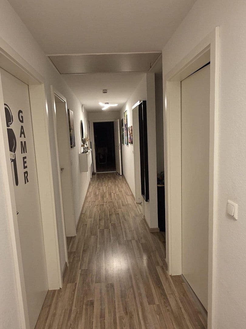 Prenájom bytu 7-izbový 120 m², Gießen, Hesensko Prenájom bytu 7-izbový 120 m², Gießen, Hesensko