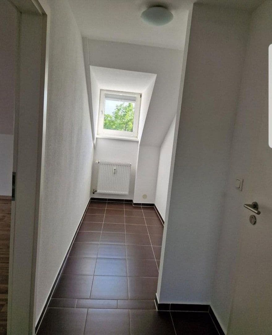 Prenájom bytu 7-izbový 120 m², Gießen, Hesensko Prenájom bytu 7-izbový 120 m², Gießen, Hesensko