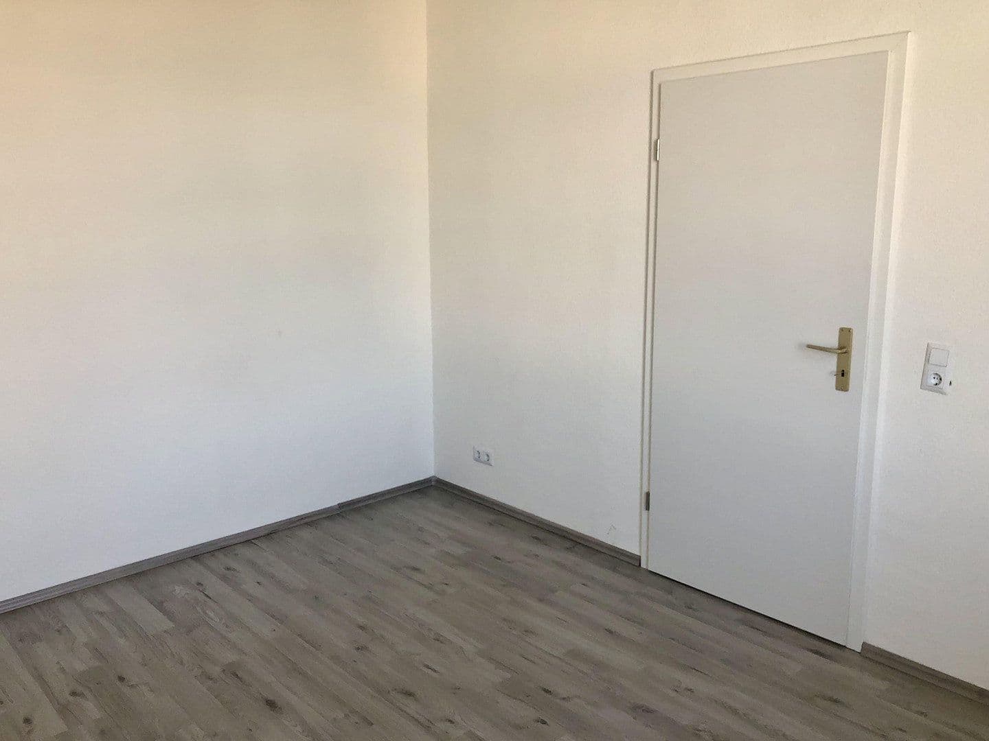 Prenájom bytu 3-izbový 74 m², Trecknase 3, Remscheid, Severné Porýnie - Westfálsko Prenájom bytu 3-izbový 74 m², Trecknase 3, Remscheid, Severné Porýnie - Westfálsko