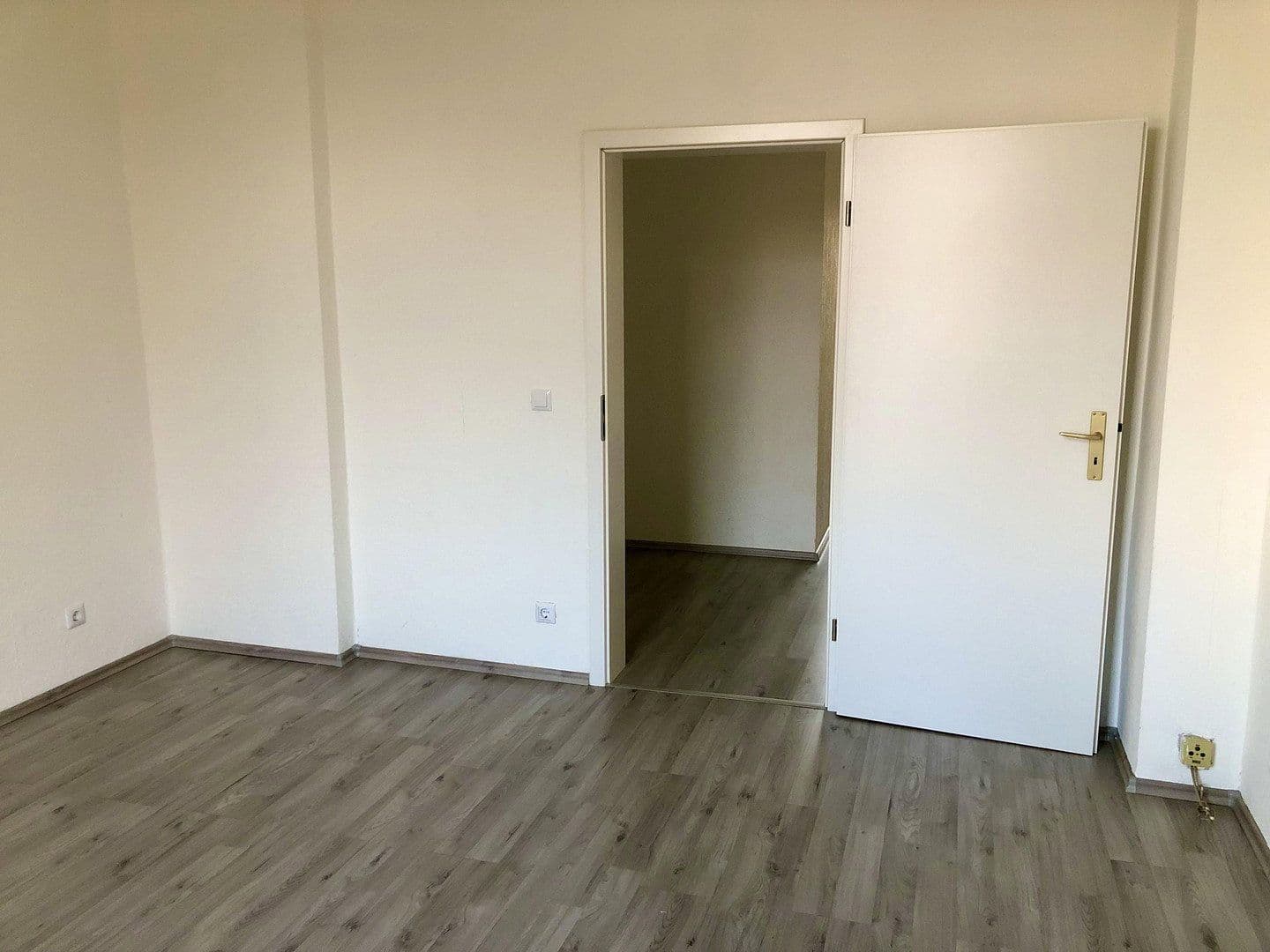 Prenájom bytu 3-izbový 74 m², Trecknase 3, Remscheid, Severné Porýnie - Westfálsko Prenájom bytu 3-izbový 74 m², Trecknase 3, Remscheid, Severné Porýnie - Westfálsko