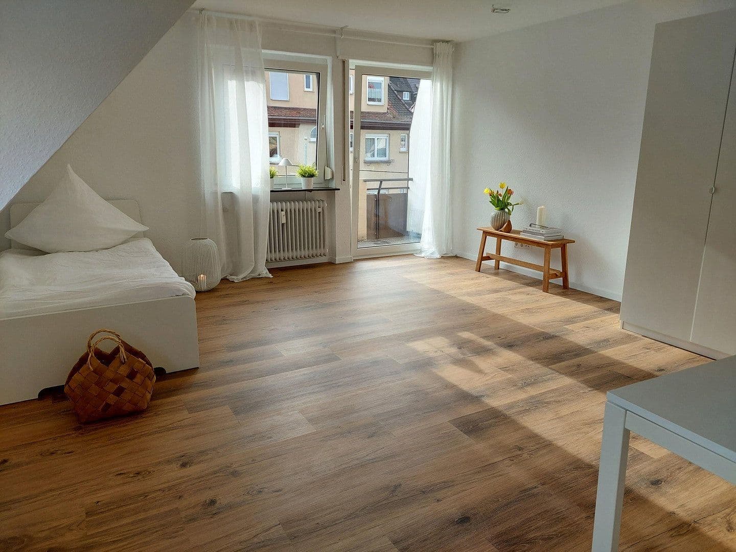 Prenájom bytu 1-izbový 31 m², Stuttgart, Bádensko-Wurttembersko Prenájom bytu 1-izbový 31 m², Stuttgart, Bádensko-Wurttembersko