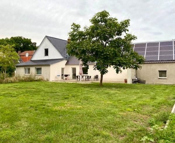 Predaj domu 900 m², pozemek 8.230 m², Luckau, Brandenbursko Predaj domu 900 m², pozemek 8.230 m², Luckau, Brandenbursko