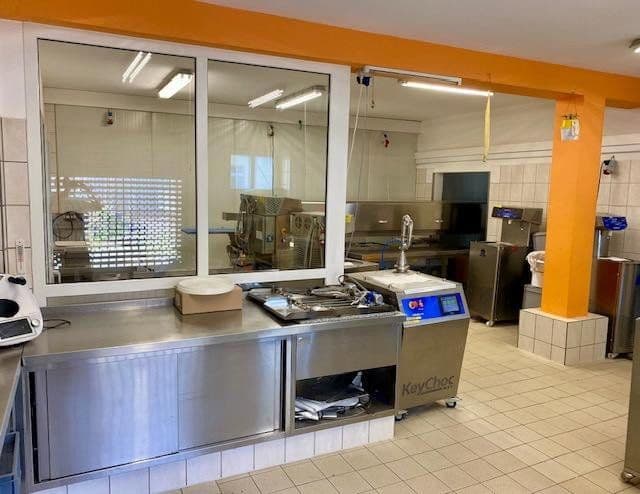Predaj domu 900 m², pozemek 8.230 m², Luckau, Brandenbursko Predaj domu 900 m², pozemek 8.230 m², Luckau, Brandenbursko