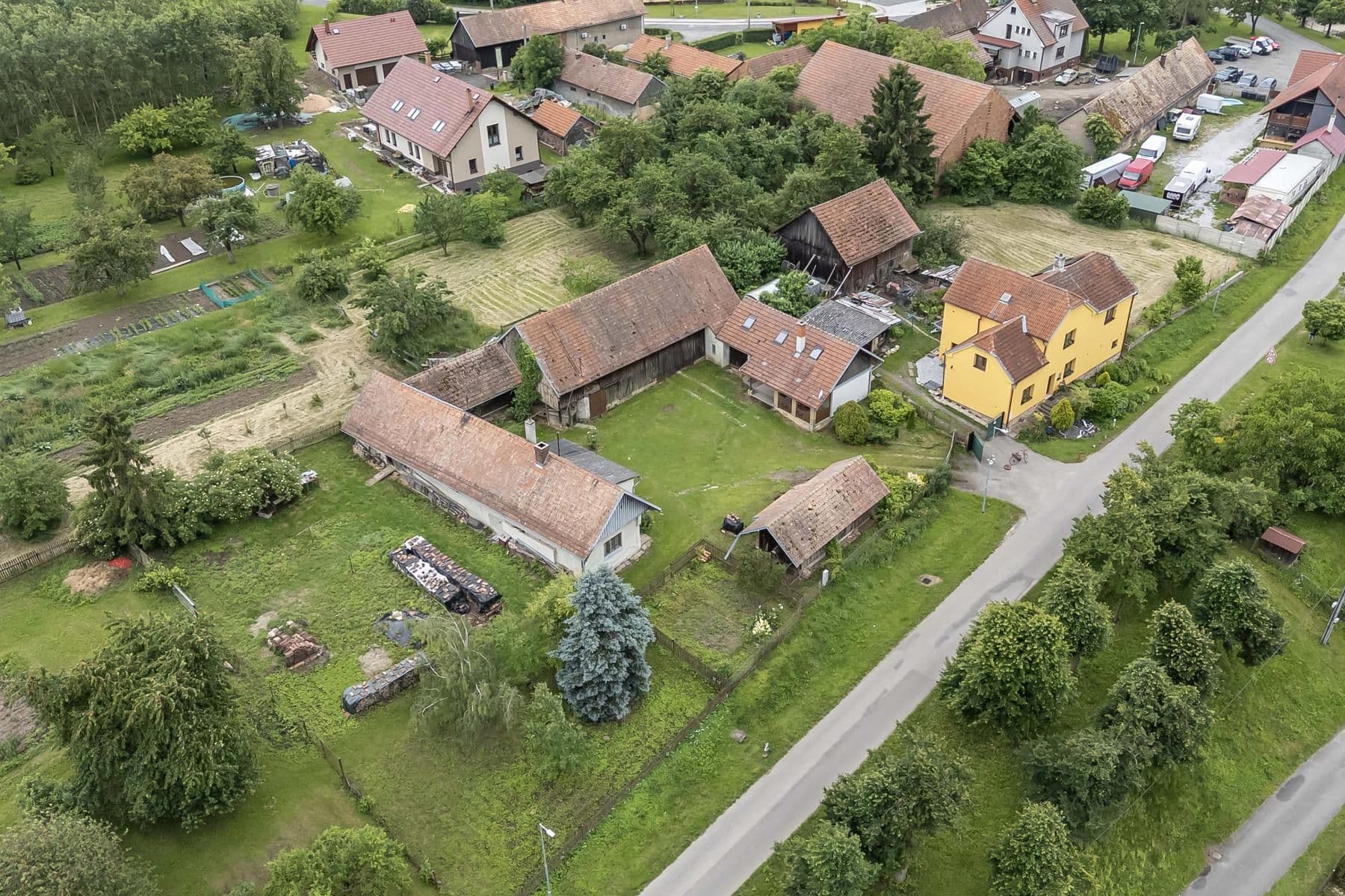 Predaj domu 196 m², pozemek 3.601 m², Běchary, Královéhradecký kraj Predaj domu 196 m², pozemek 3.601 m², Běchary, Královéhradecký kraj