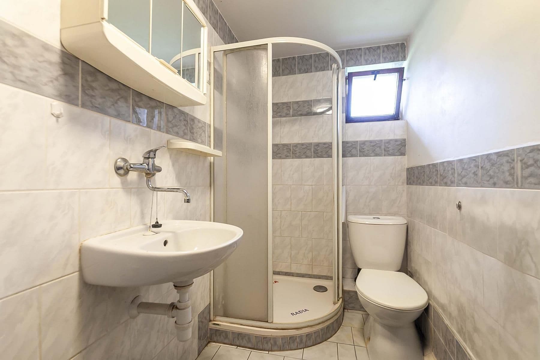 Predaj domu 196 m², pozemek 3.601 m², Běchary, Královéhradecký kraj Predaj domu 196 m², pozemek 3.601 m², Běchary, Královéhradecký kraj