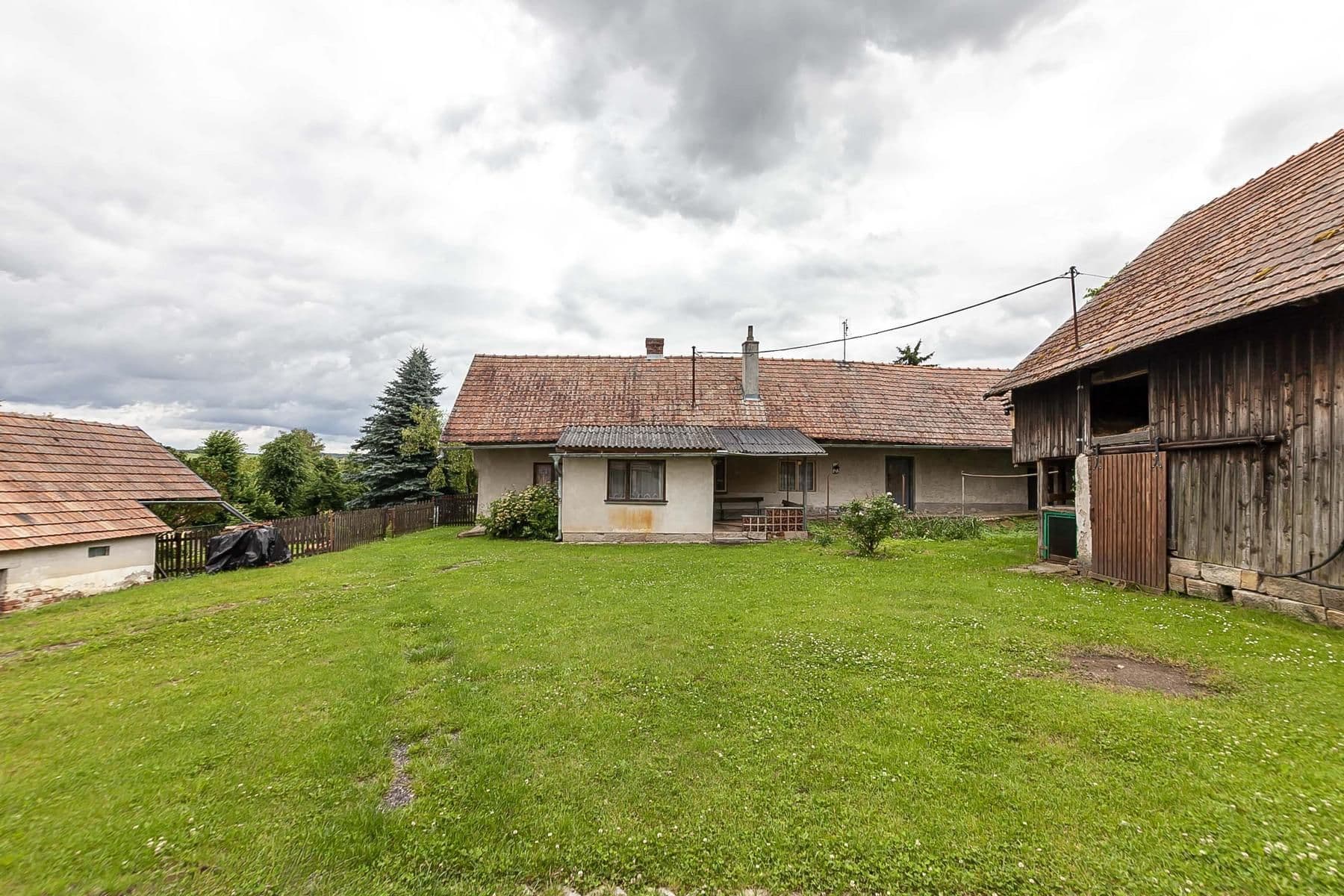 Predaj domu 196 m², pozemek 3.601 m², Běchary, Královéhradecký kraj Predaj domu 196 m², pozemek 3.601 m², Běchary, Královéhradecký kraj