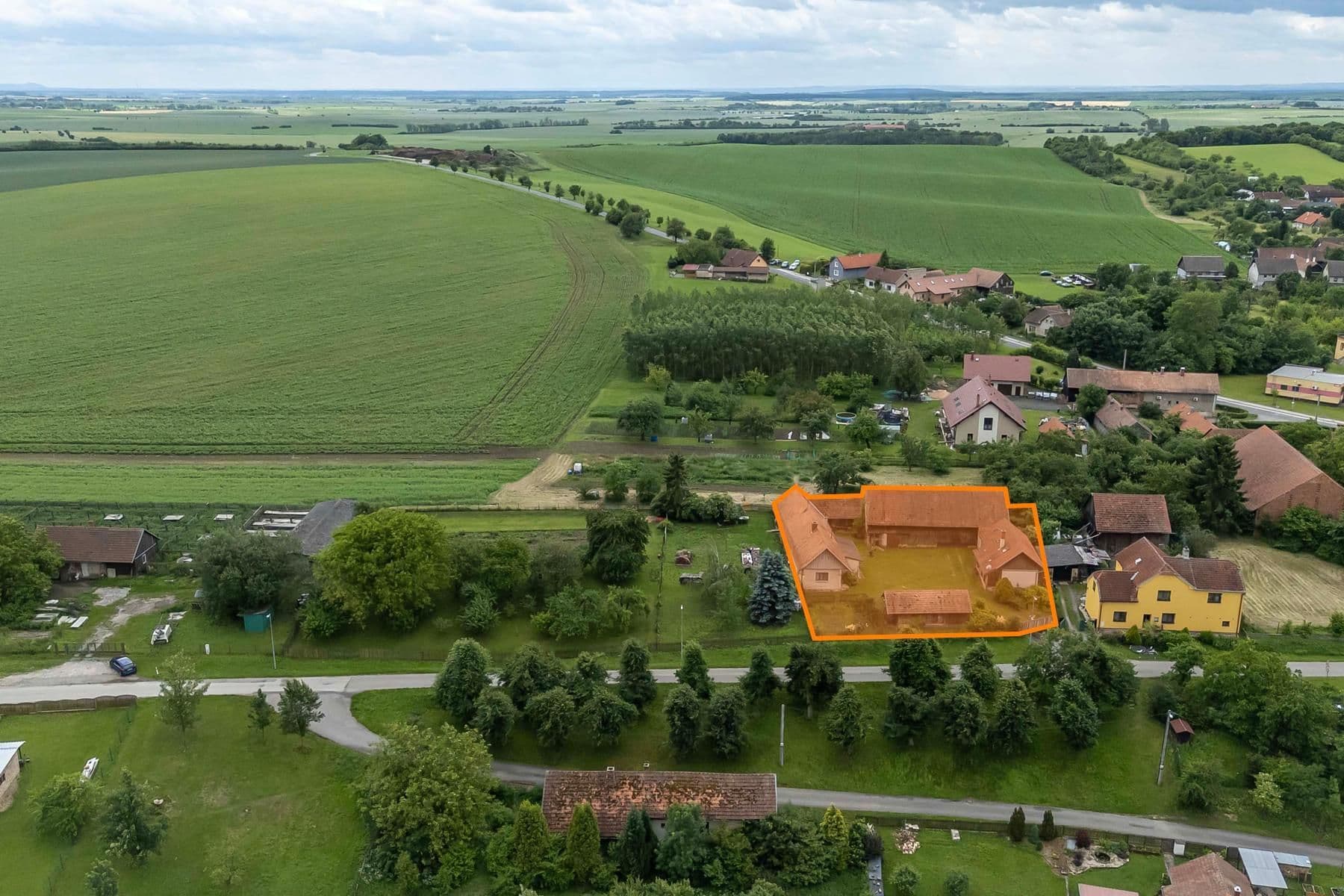 Predaj domu 196 m², pozemek 3.601 m², Běchary, Královéhradecký kraj Predaj domu 196 m², pozemek 3.601 m², Běchary, Královéhradecký kraj