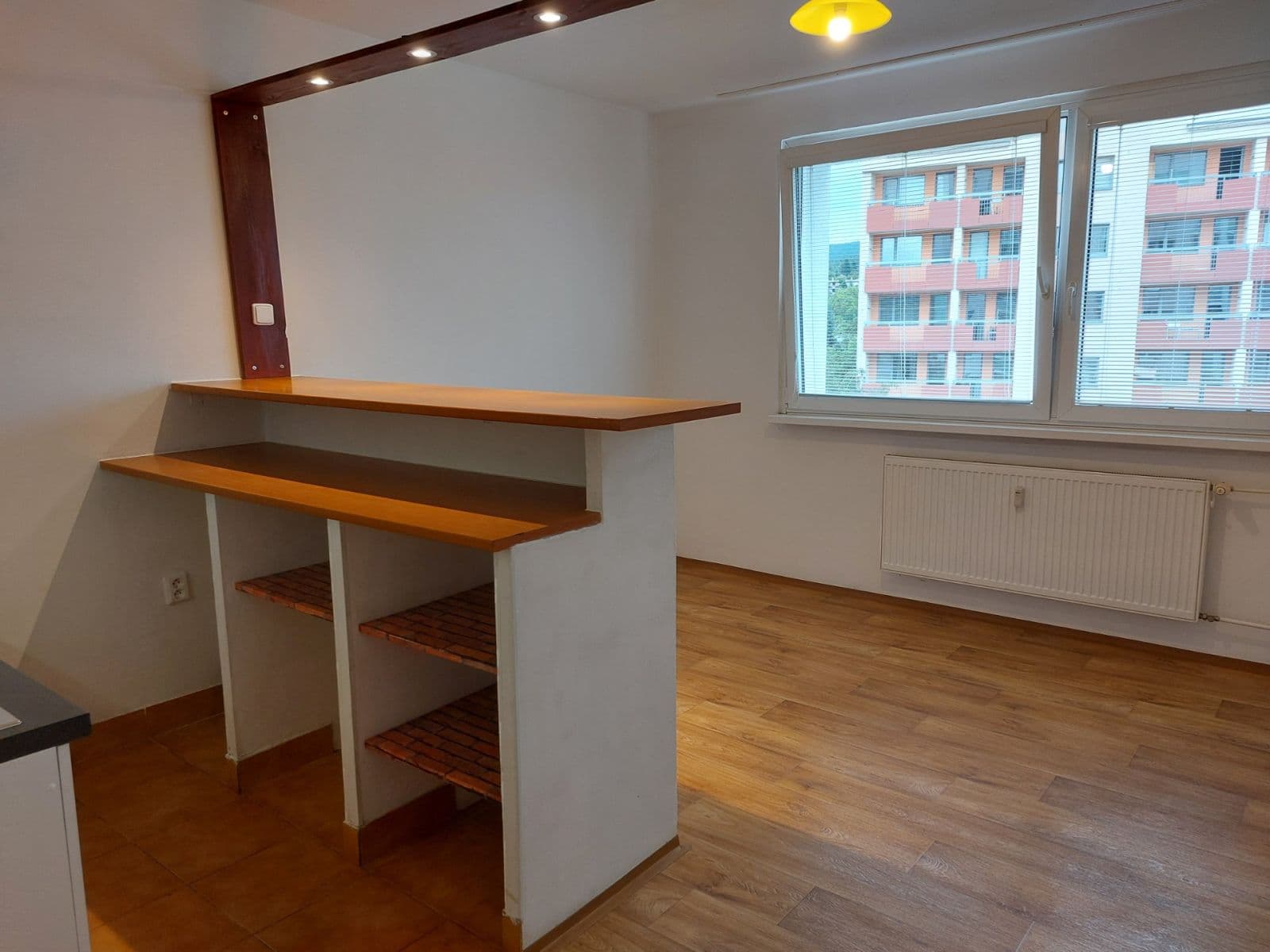 Prenájom bytu 2-izbový 40 m², F. L. Čelakovského, Jablonec nad Nisou, Liberecký kraj Prenájom bytu 2-izbový 40 m², F. L. Čelakovského, Jablonec nad Nisou, Liberecký kraj