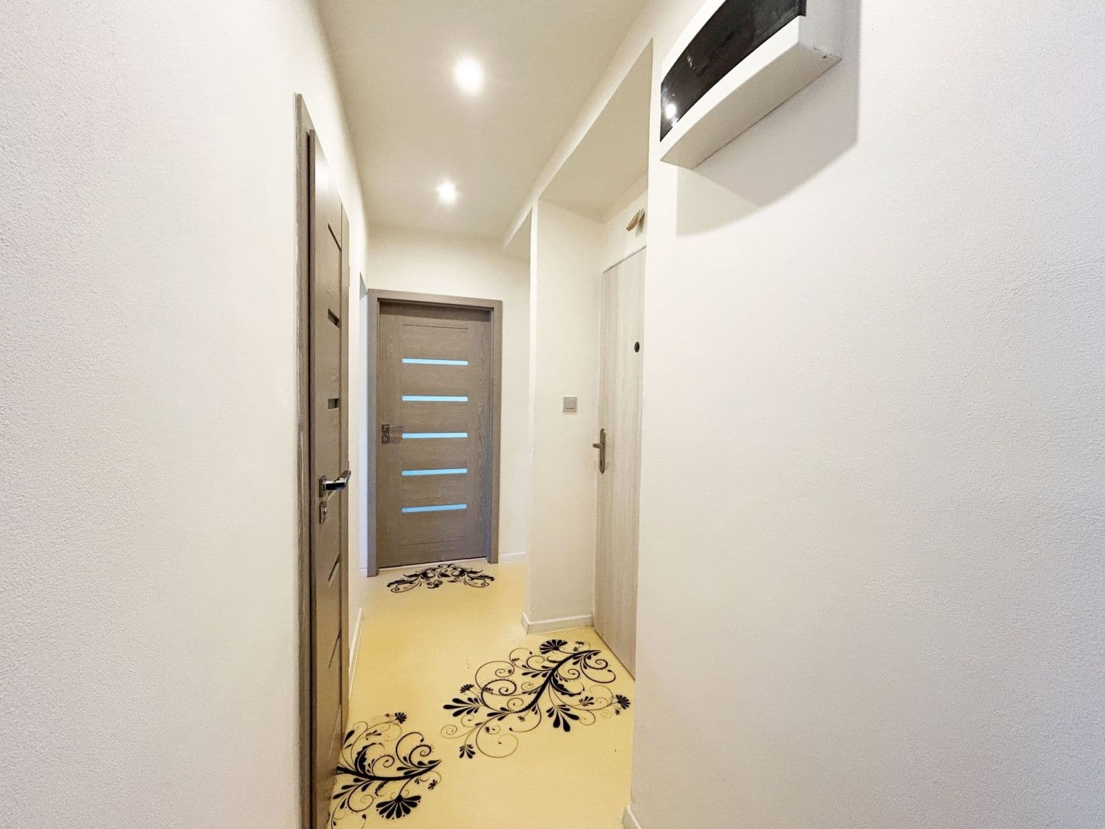 Prenájom bytu 2-izbový 54 m², Poděbradská, Praha, Praha Prenájom bytu 2-izbový 54 m², Poděbradská, Praha, Praha