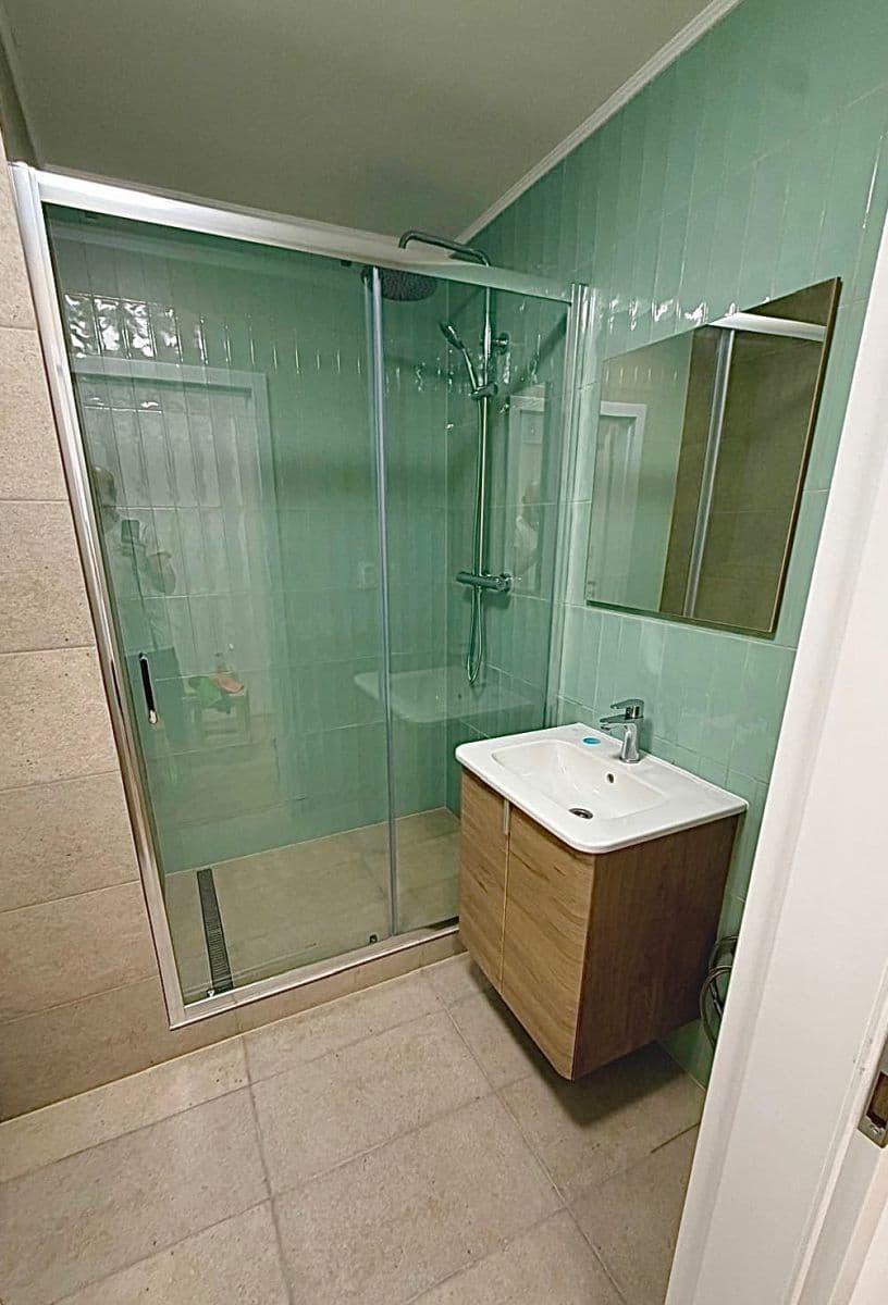 Prenájom bytu 2-izbový 44 m², Plickova, Praha, Praha Prenájom bytu 2-izbový 44 m², Plickova, Praha, Praha