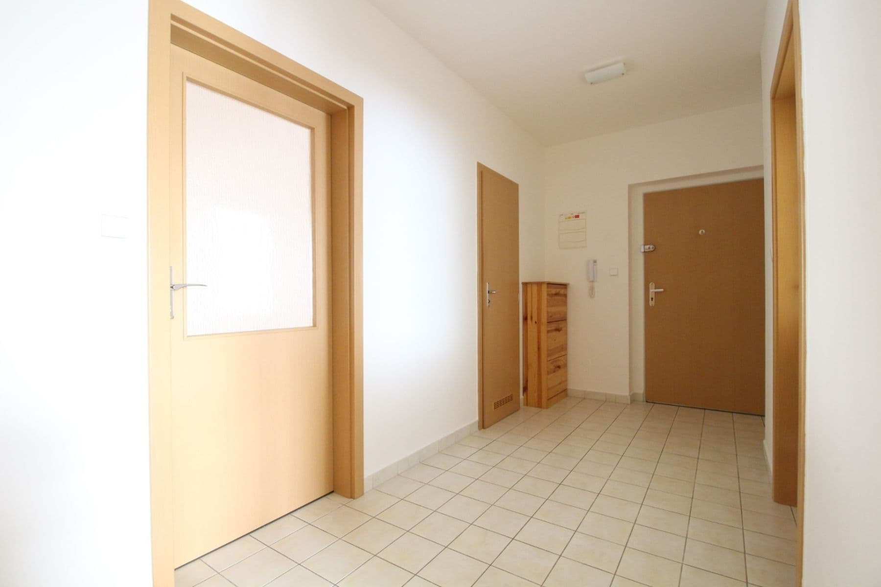 Prenájom bytu 3-izbový 78 m², Padovská, Praha, Praha Prenájom bytu 3-izbový 78 m², Padovská, Praha, Praha