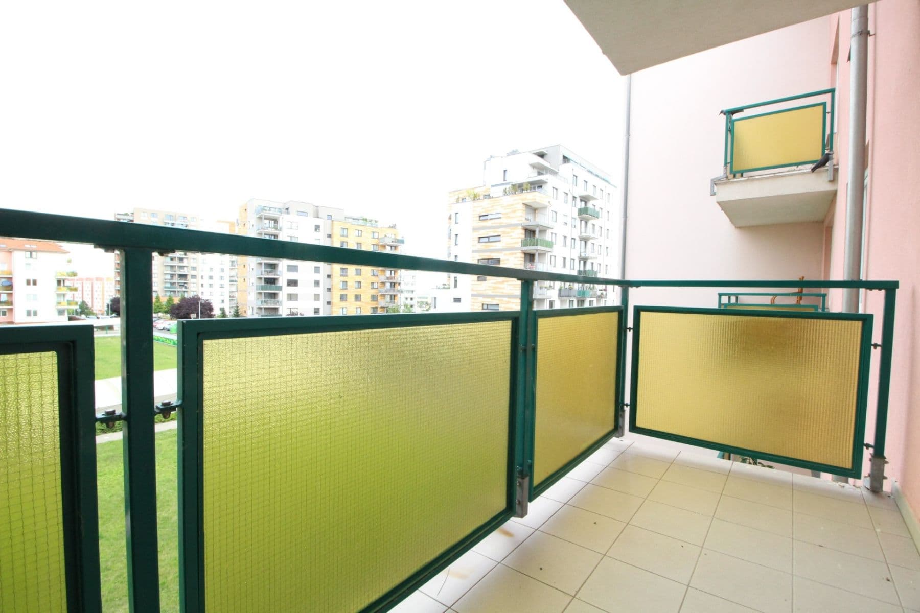 Prenájom bytu 3-izbový 78 m², Padovská, Praha, Praha Prenájom bytu 3-izbový 78 m², Padovská, Praha, Praha