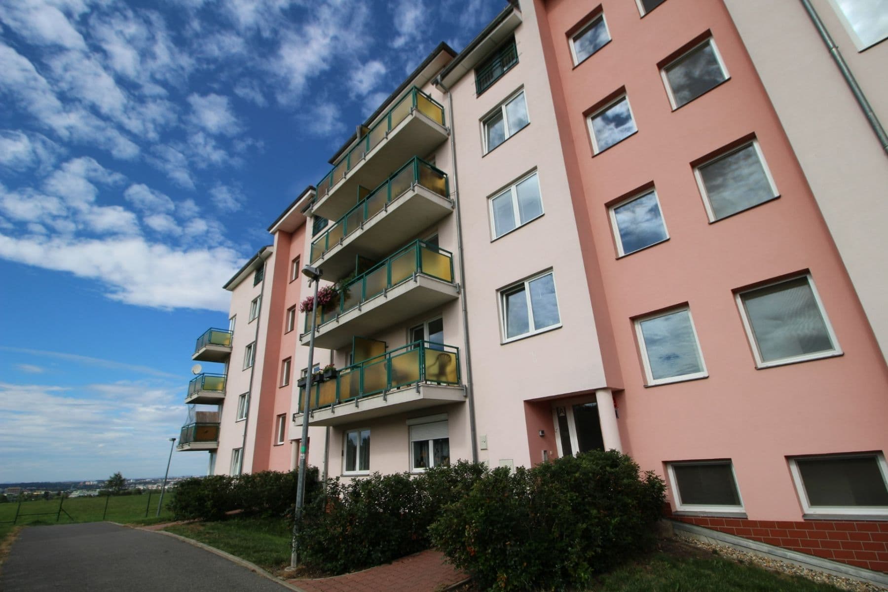 Prenájom bytu 3-izbový 78 m², Padovská, Praha, Praha Prenájom bytu 3-izbový 78 m², Padovská, Praha, Praha