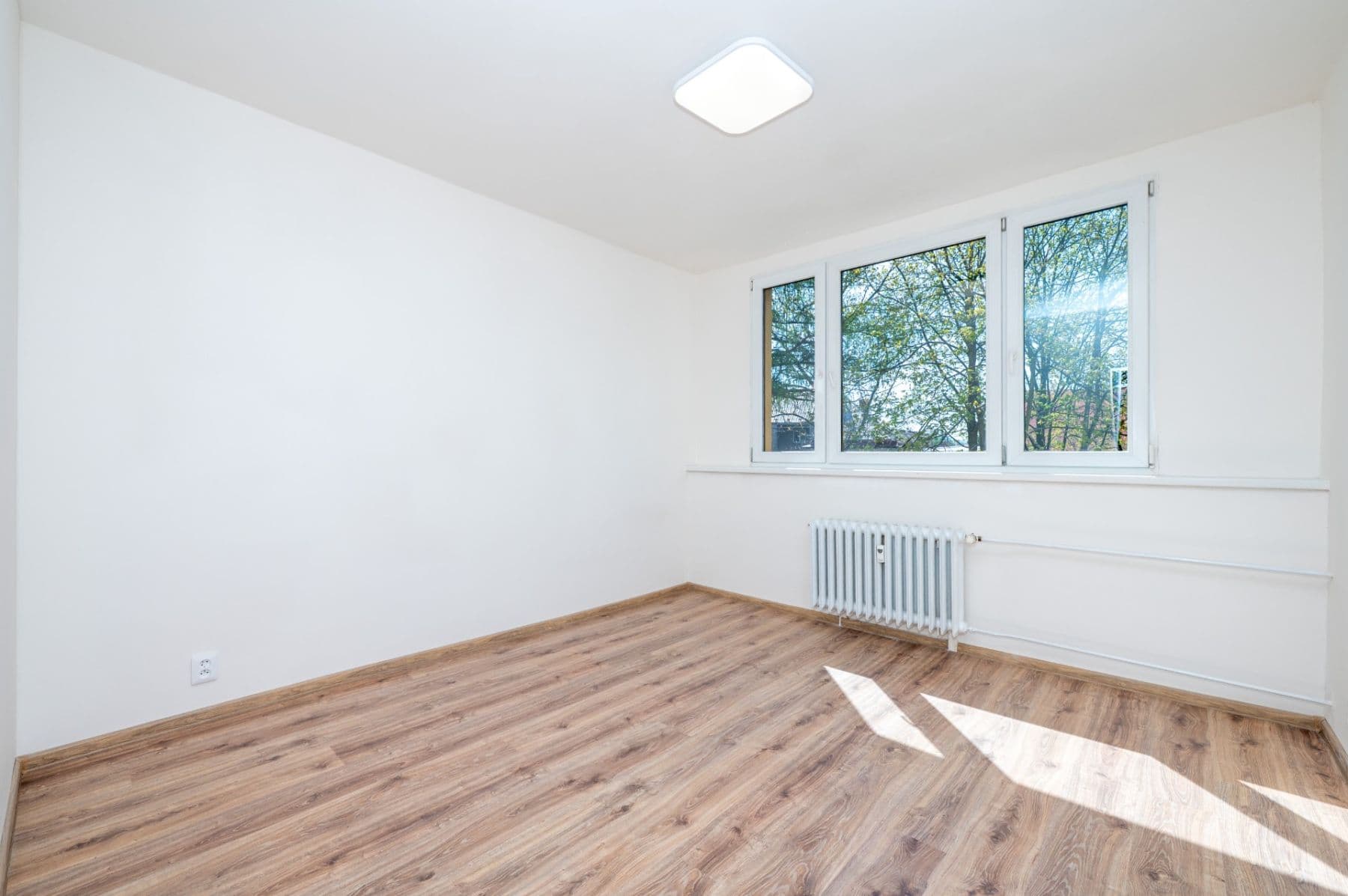 Predaj bytu 3-izbový 74 m², Pionýrů, Frýdek-Místek, Moravskoslezský kraj Predaj bytu 3-izbový 74 m², Pionýrů, Frýdek-Místek, Moravskoslezský kraj